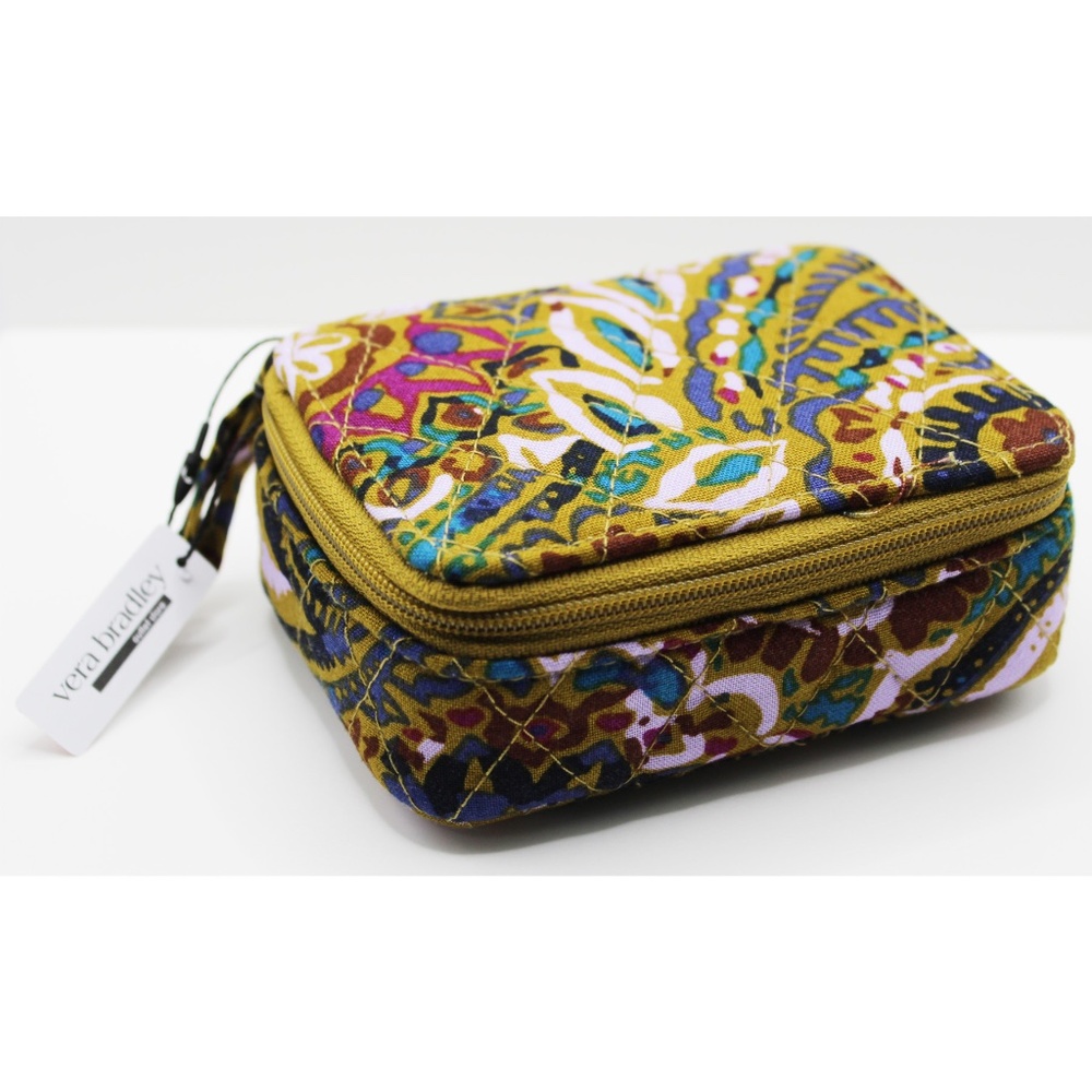 NWT Vera Bradley Essential Travel Pill Case